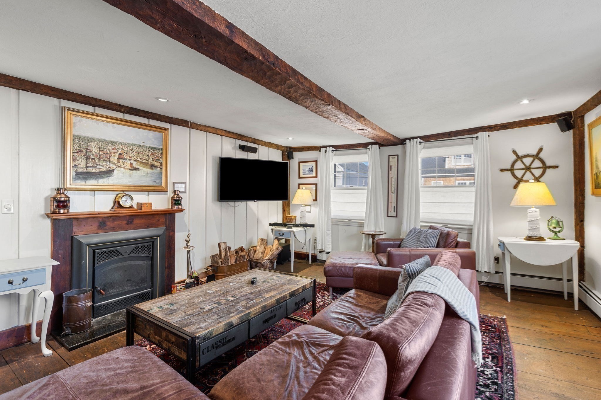 newburyport - #73373803