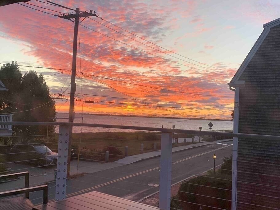 newburyport - #73373803