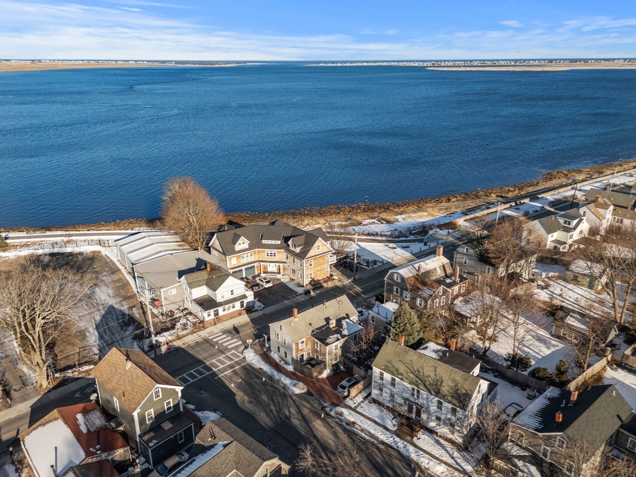 newburyport - #73373803