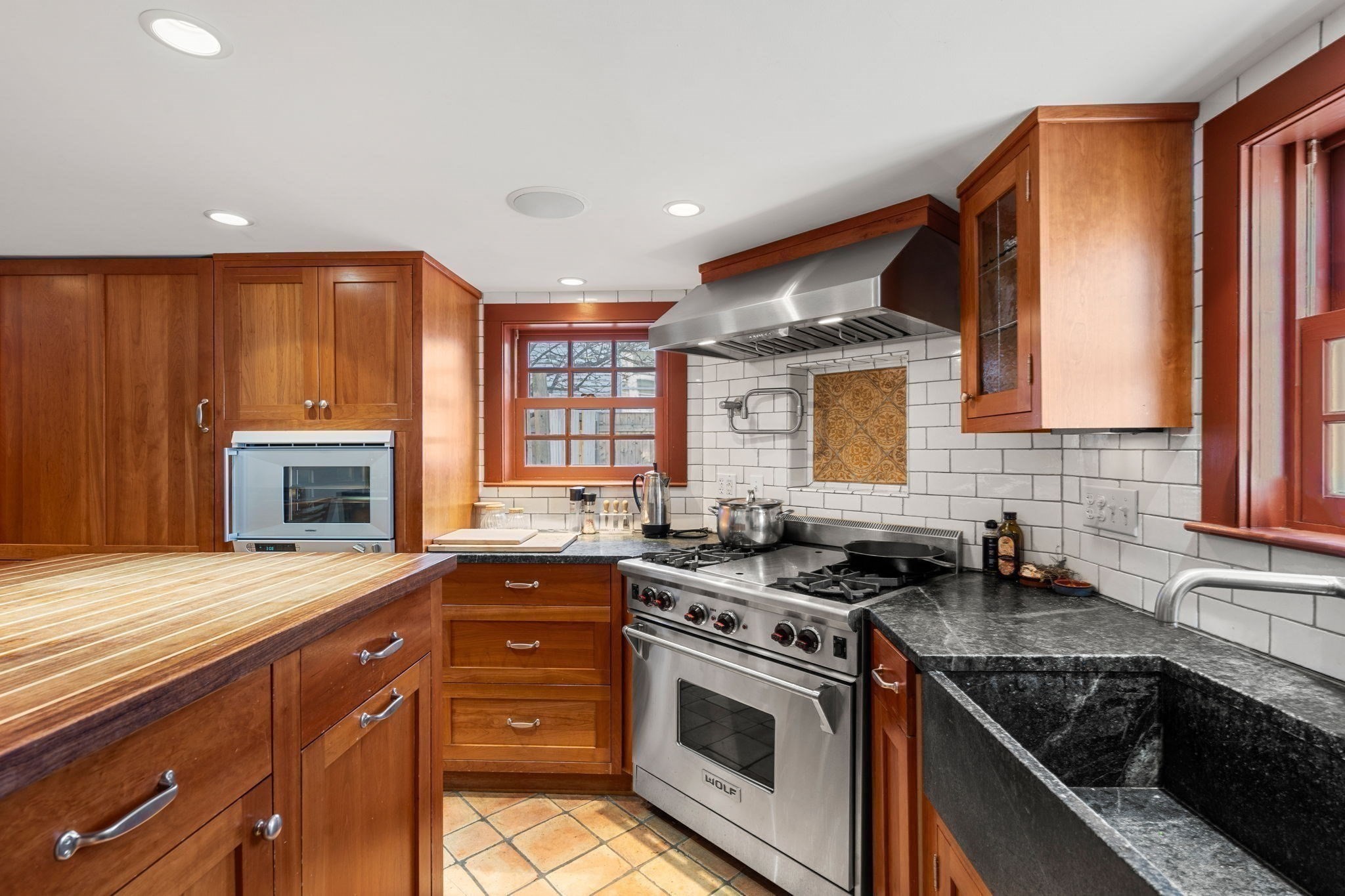 newburyport - #73373803