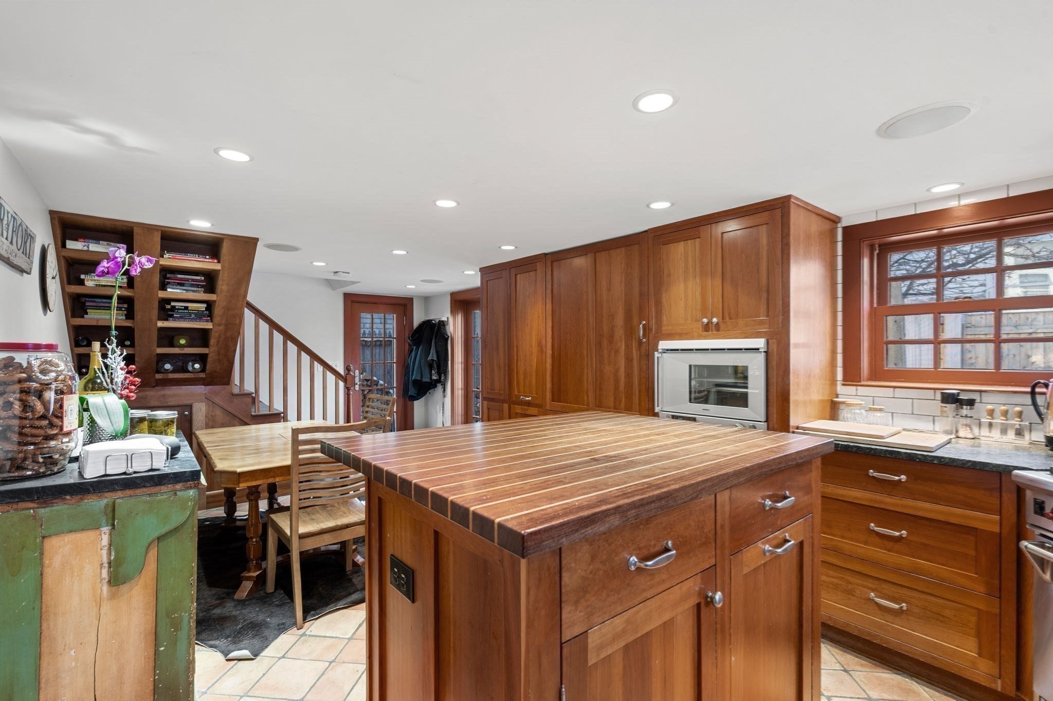 newburyport - #73373803