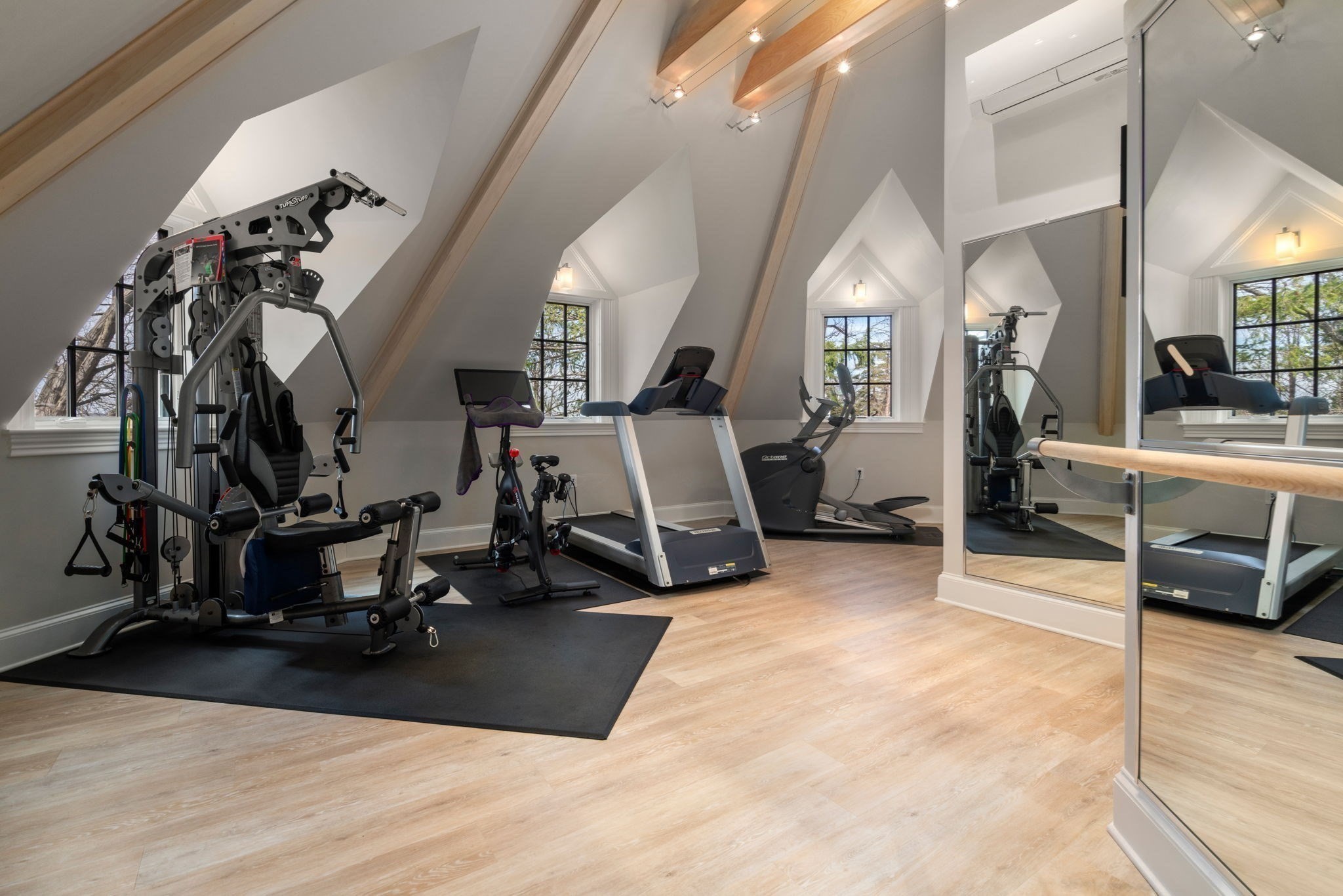 85 Gate House Rd, Newton, MA 02467 - Image 13