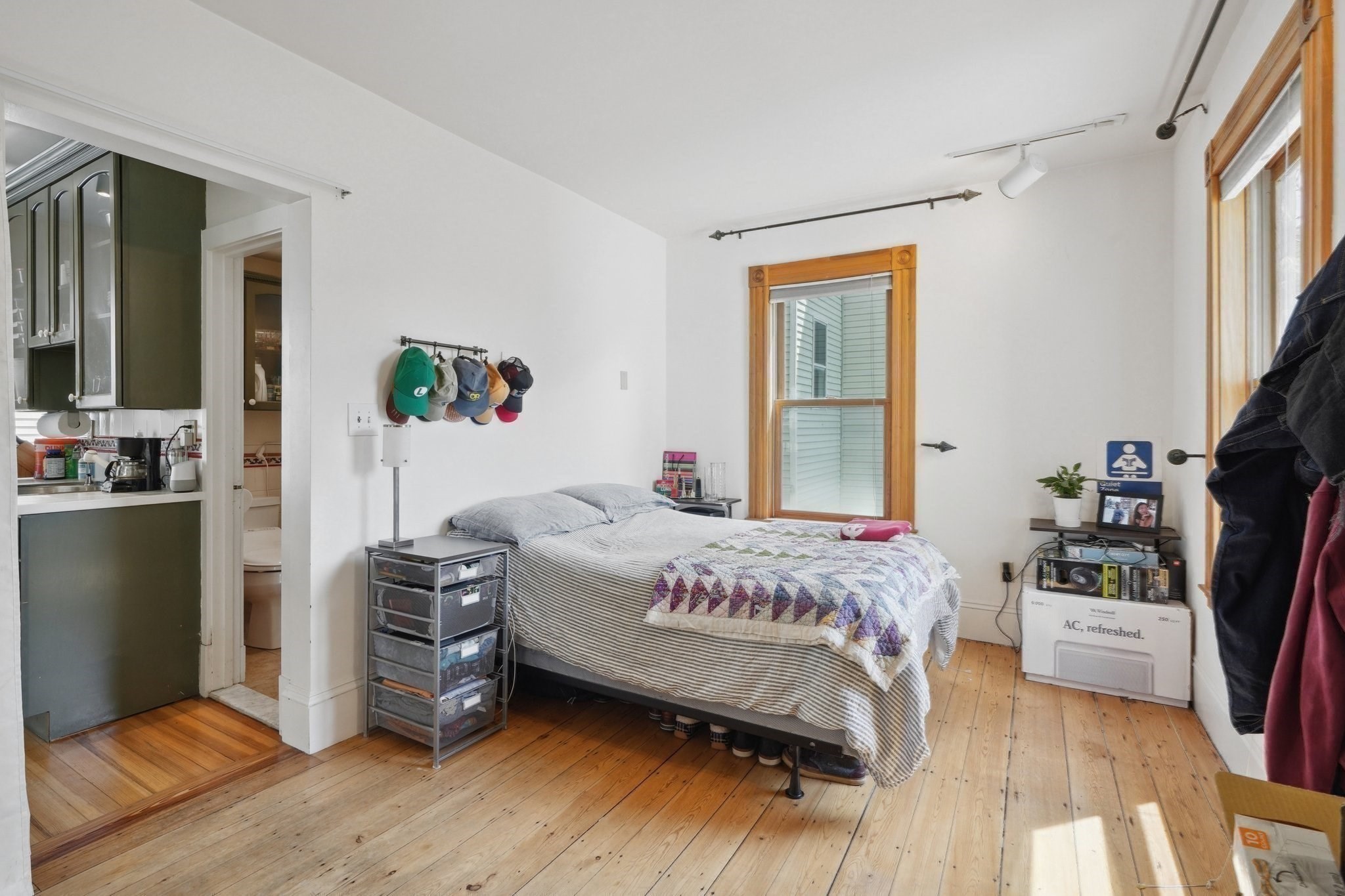 somerville - #73375067