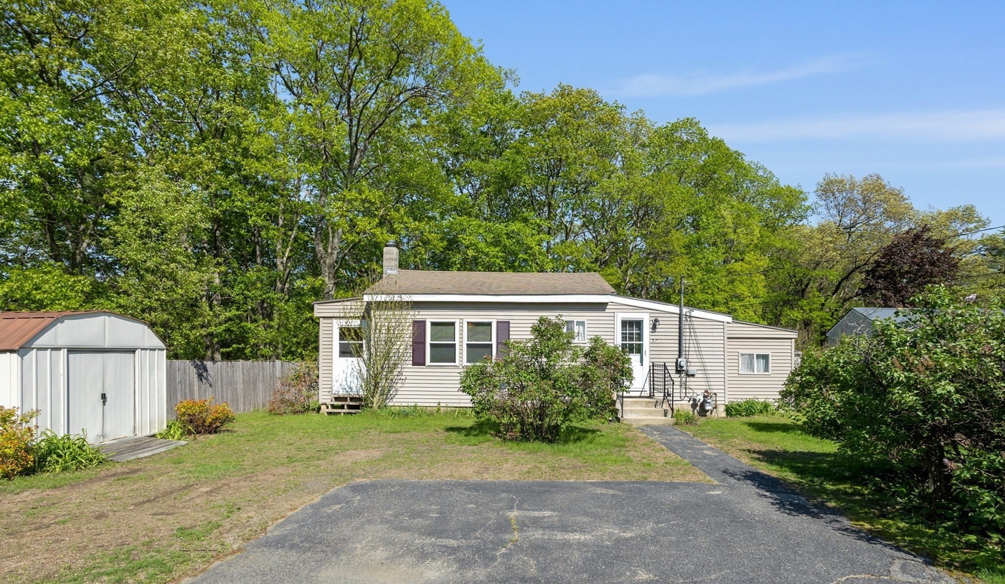 leominster - #73375595