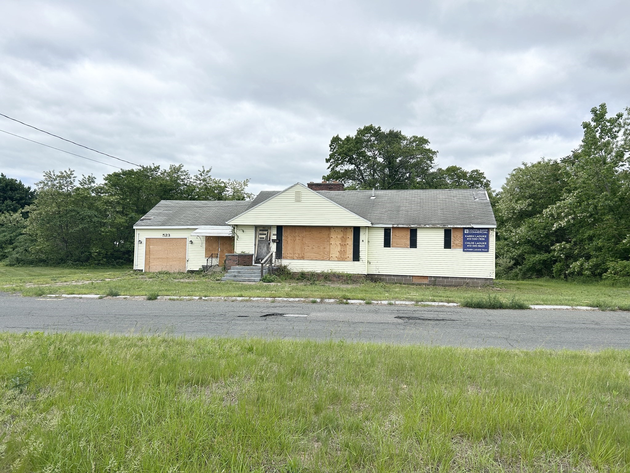 523 James St, Chicopee, MA 01020 - Image 2