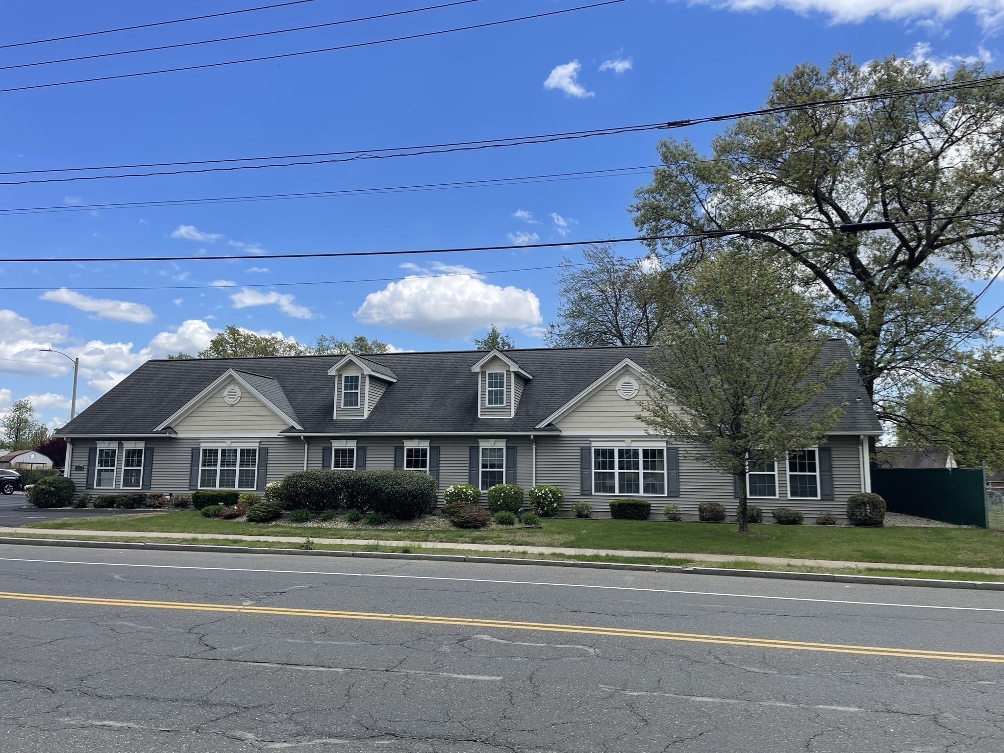 523 James St, Chicopee, MA 01020 - Image 8