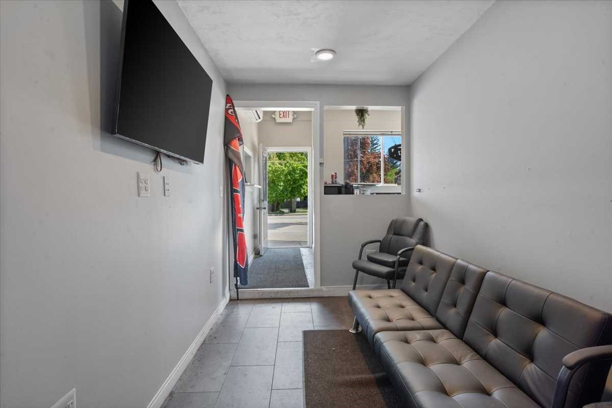 28 Canal Street, Millbury, MA 01527 - Image 10