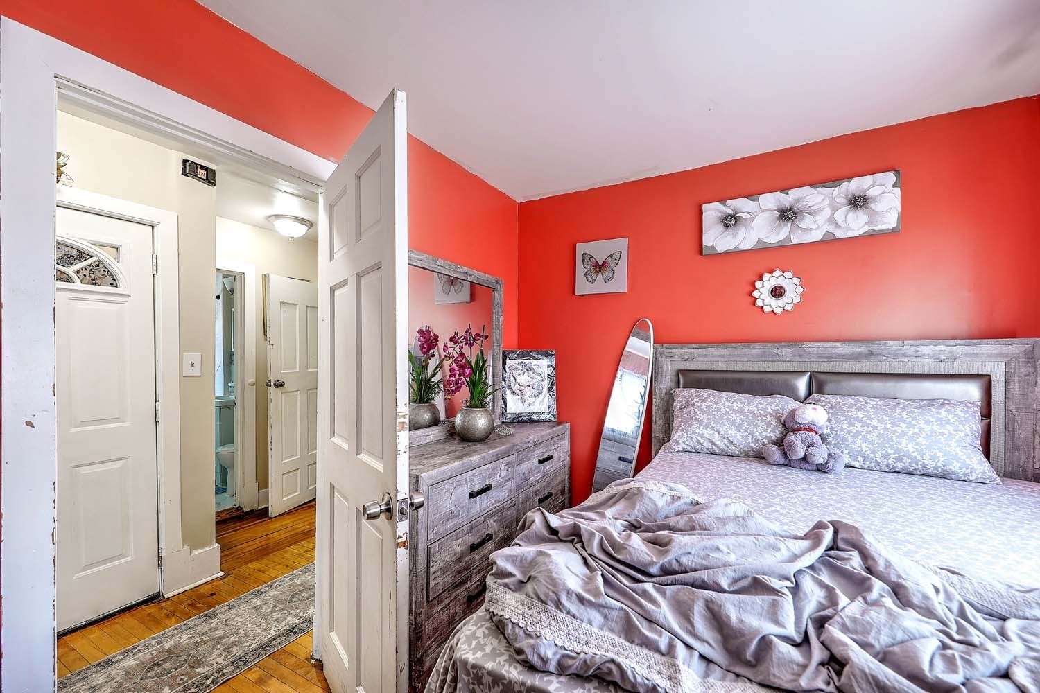 dorchester - #73375948