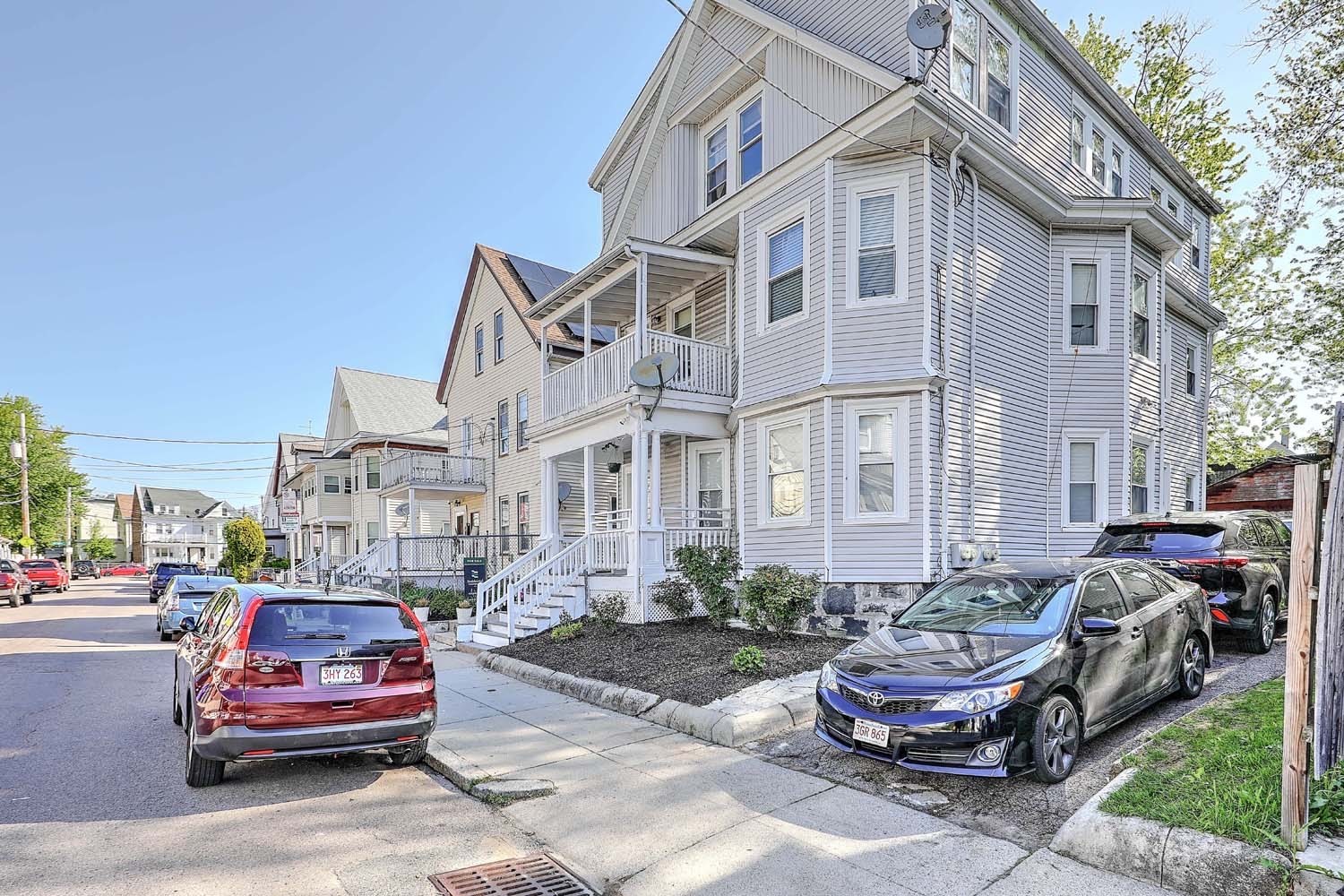 dorchester - #73375948