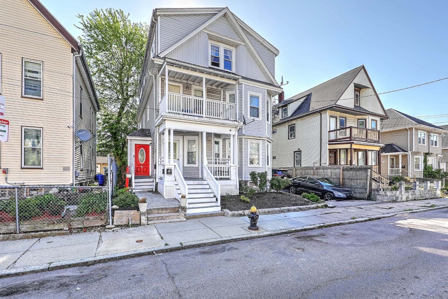 dorchester - #73375948