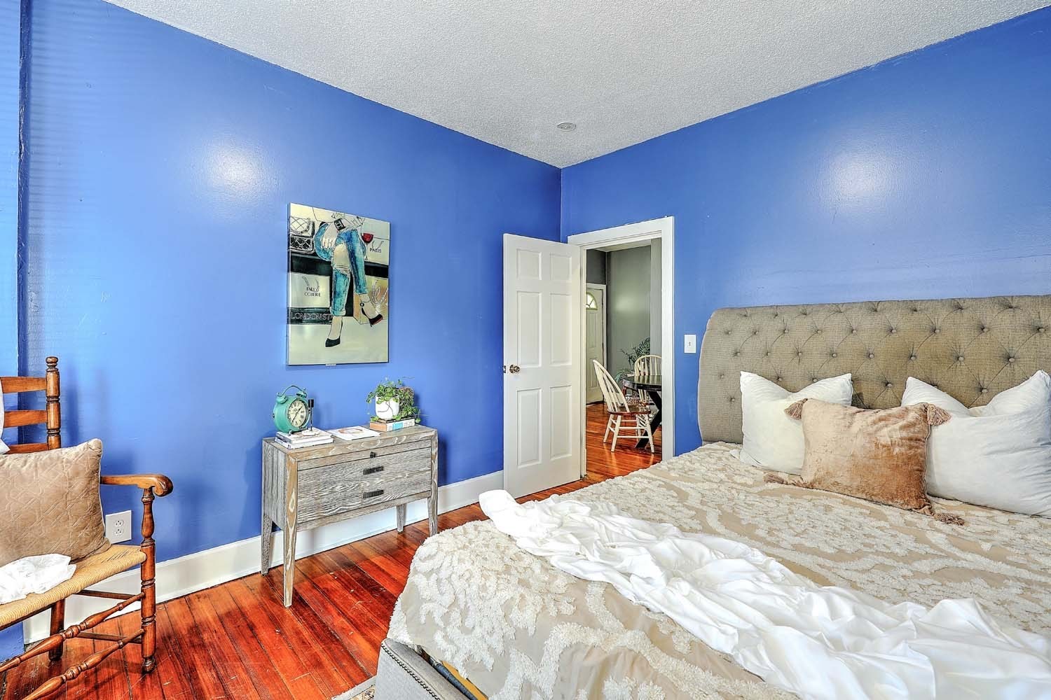 dorchester - #73375949