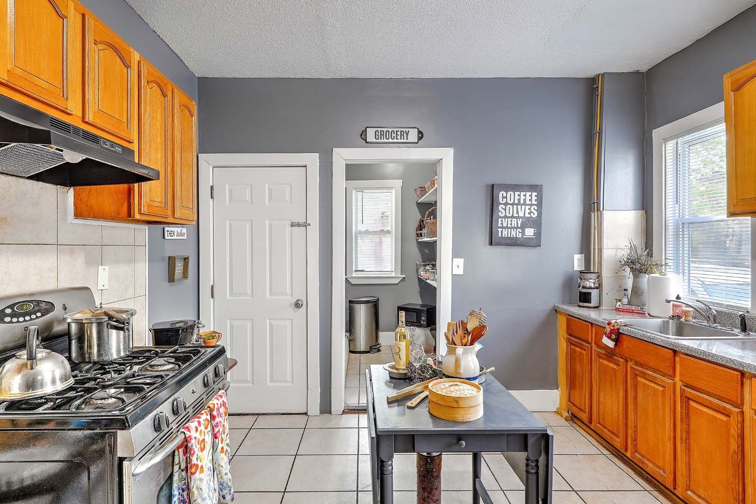 dorchester - #73375949