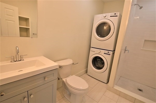 27 Ransom Rd., Apt 2