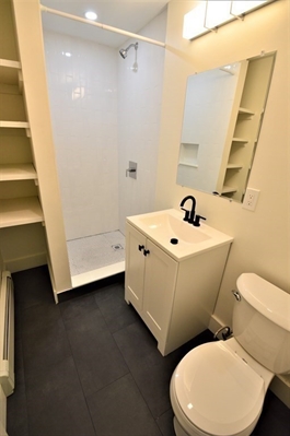 27 Ransom Rd., Apt 2