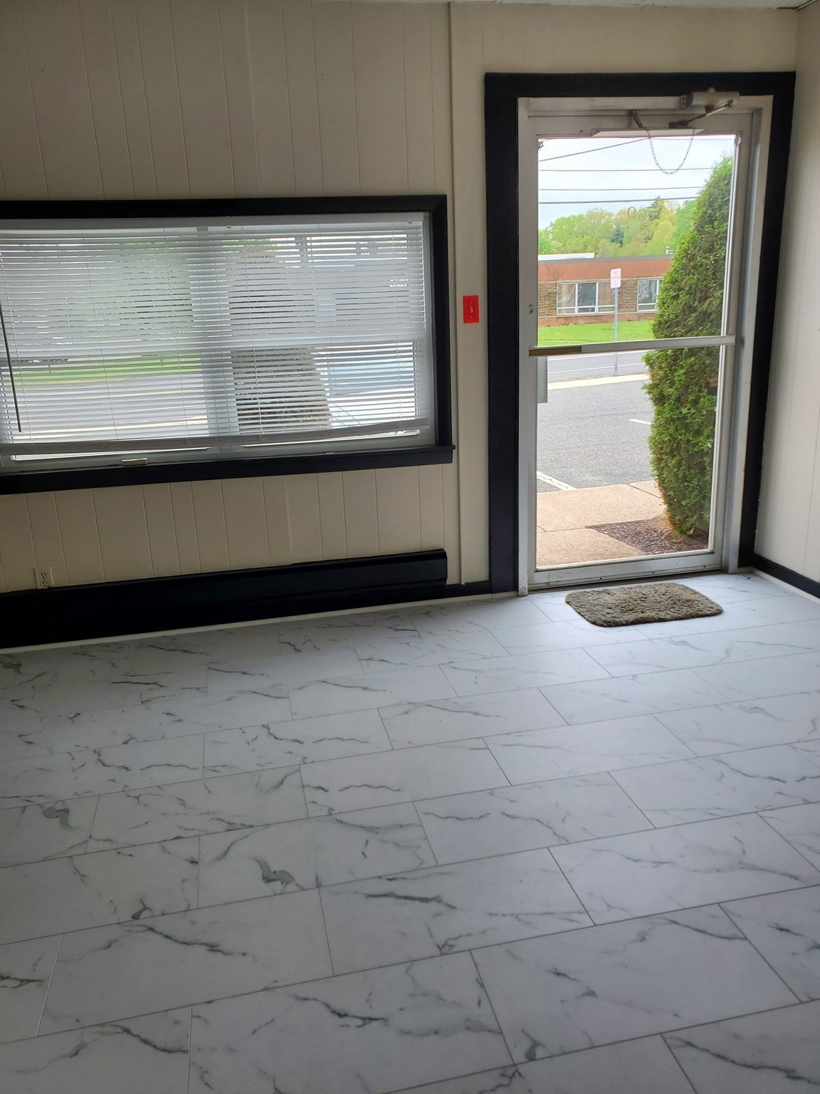 69 Maple St, East Longmeadow, MA 01028 - Image 4