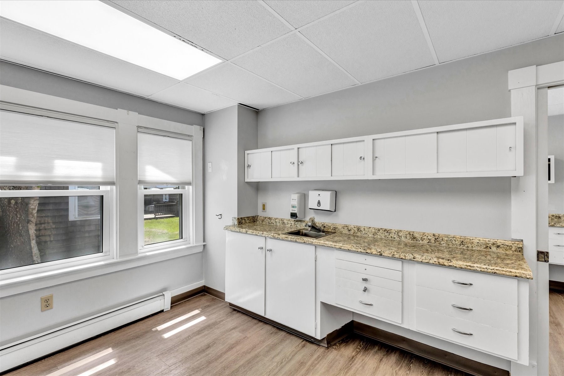 17 School Street, Barnstable, MA 02601 - Image 15