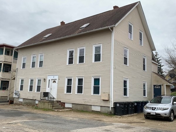 16 Wardwell Ct, Southbridge, MA 01550