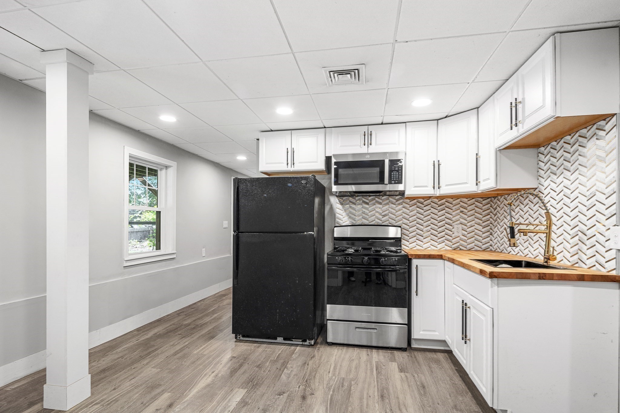 abington - #73377990