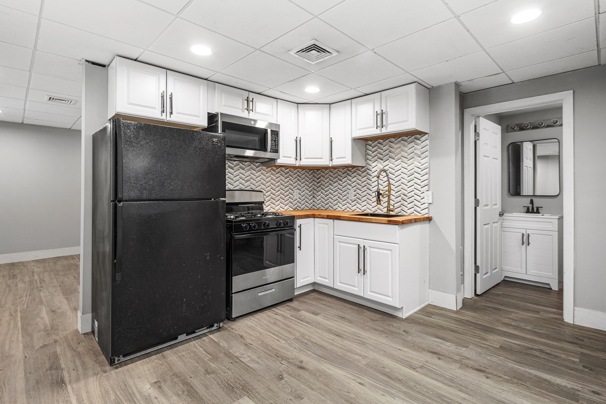 abington - #73377990
