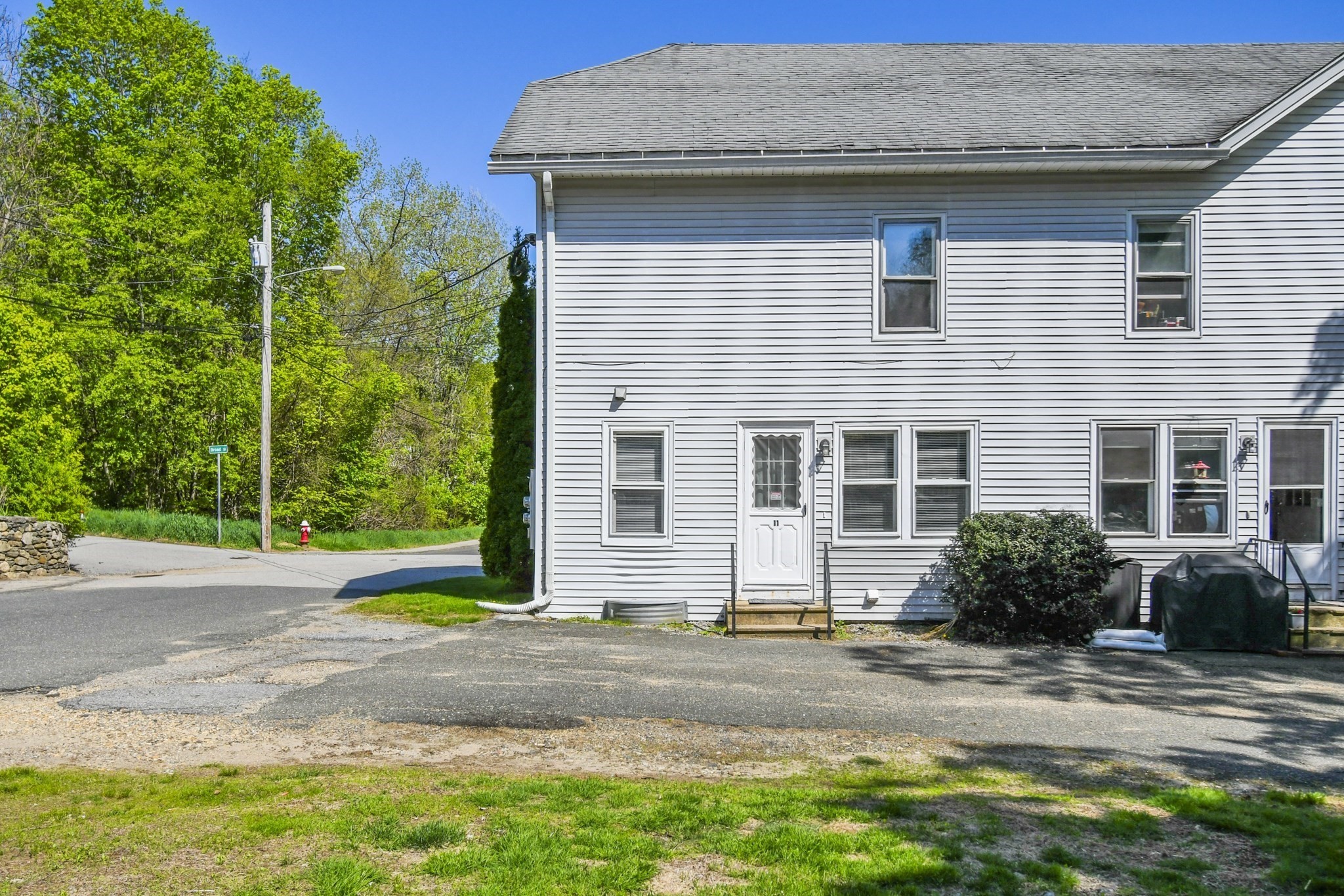 11 Broad Street #11, Hardwick, MA 01005