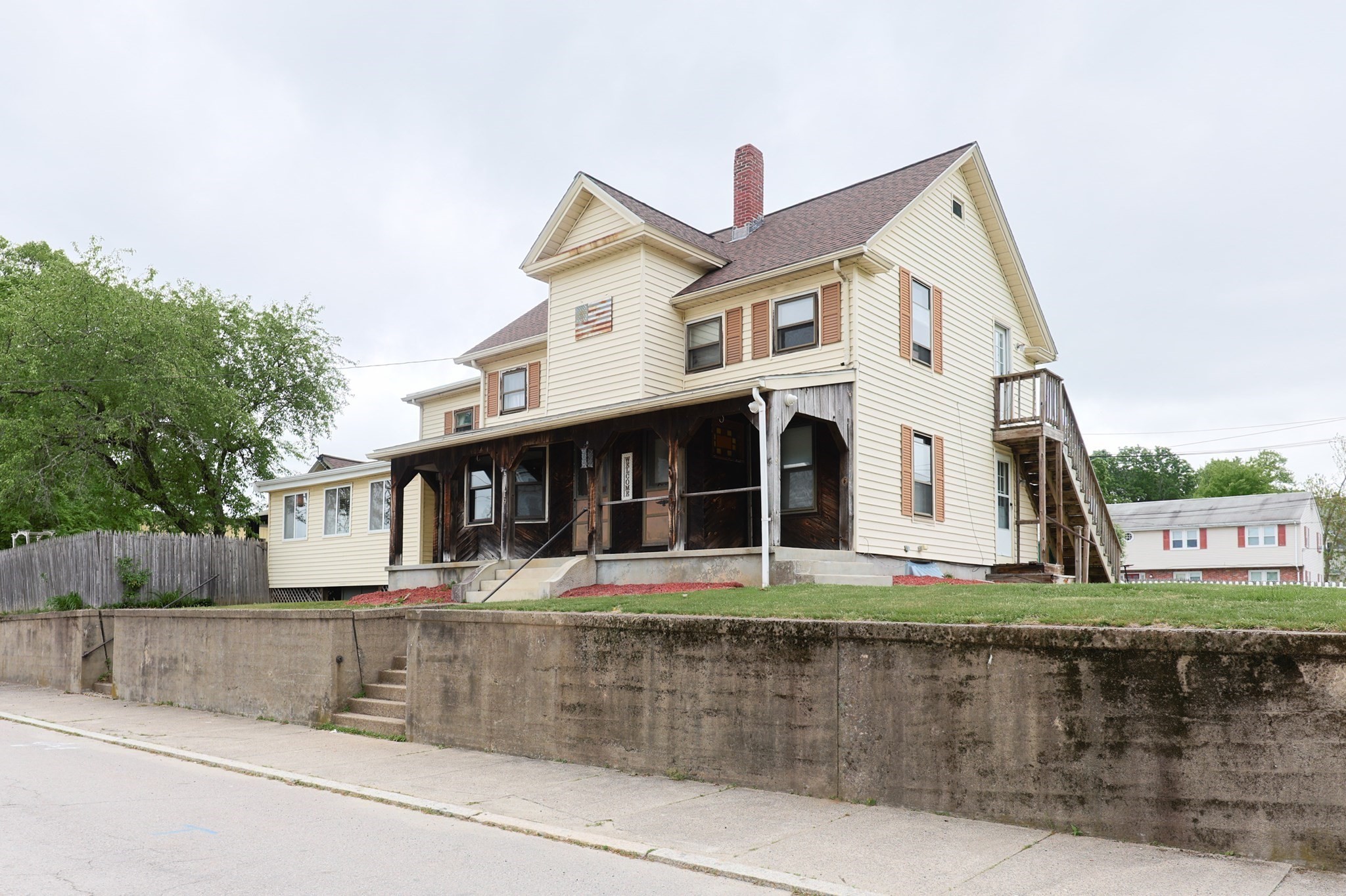 attleboro - #73379019