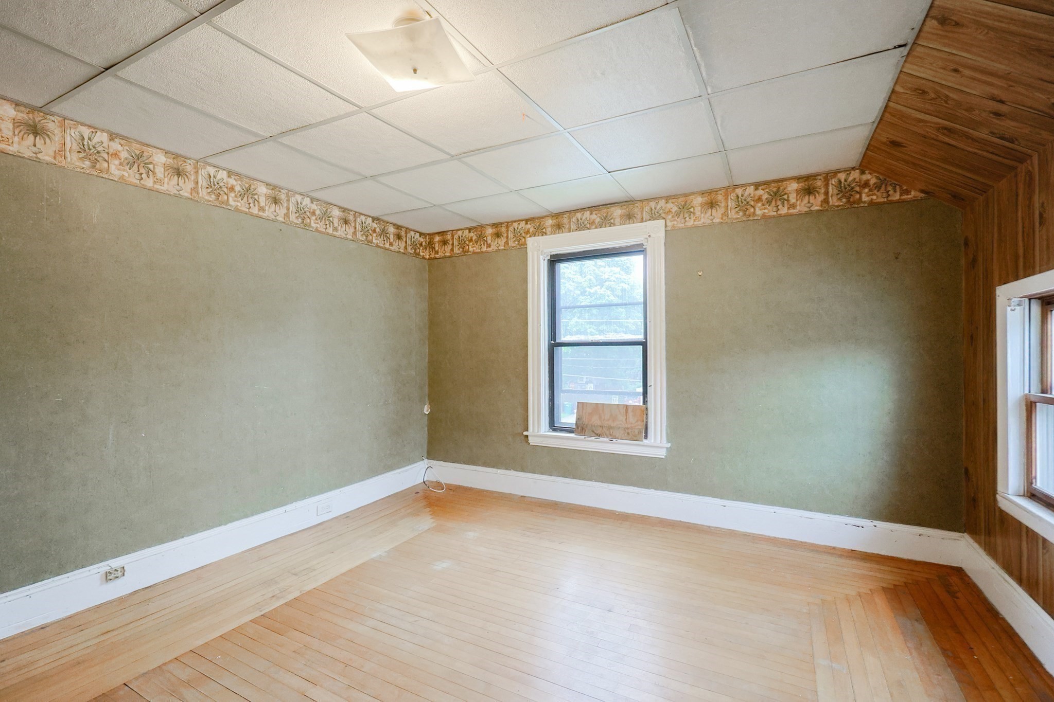 attleboro - #73379019