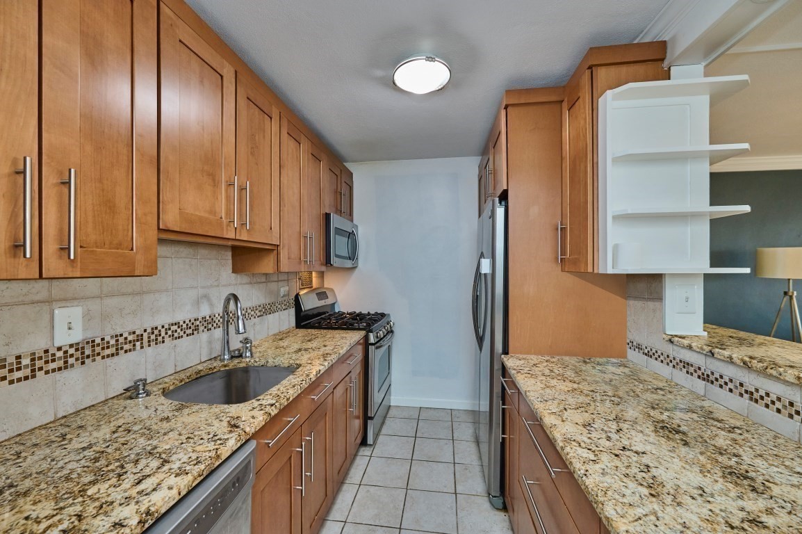 west-end - #73379173
