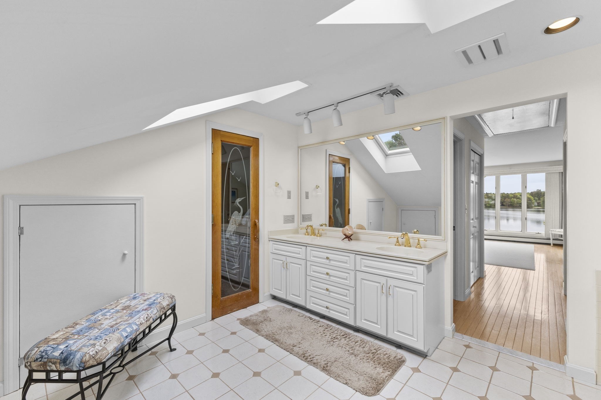 barnstable - #73379233