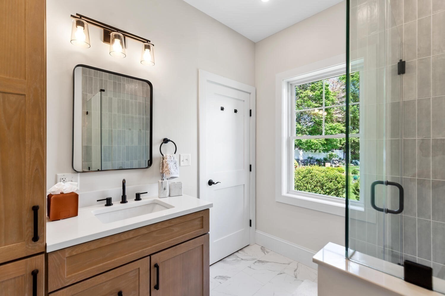 woburn - #73380585
