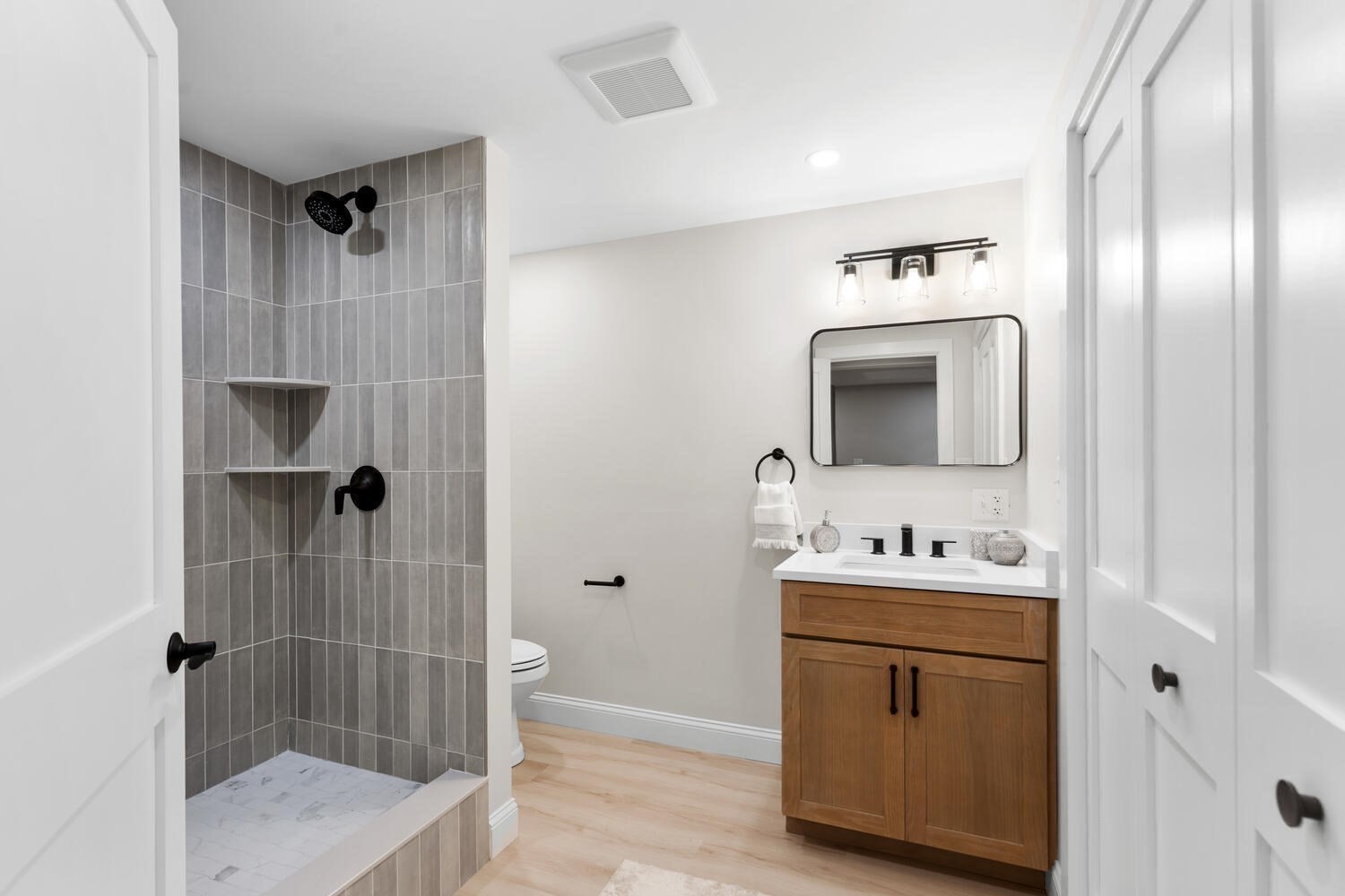 woburn - #73380585