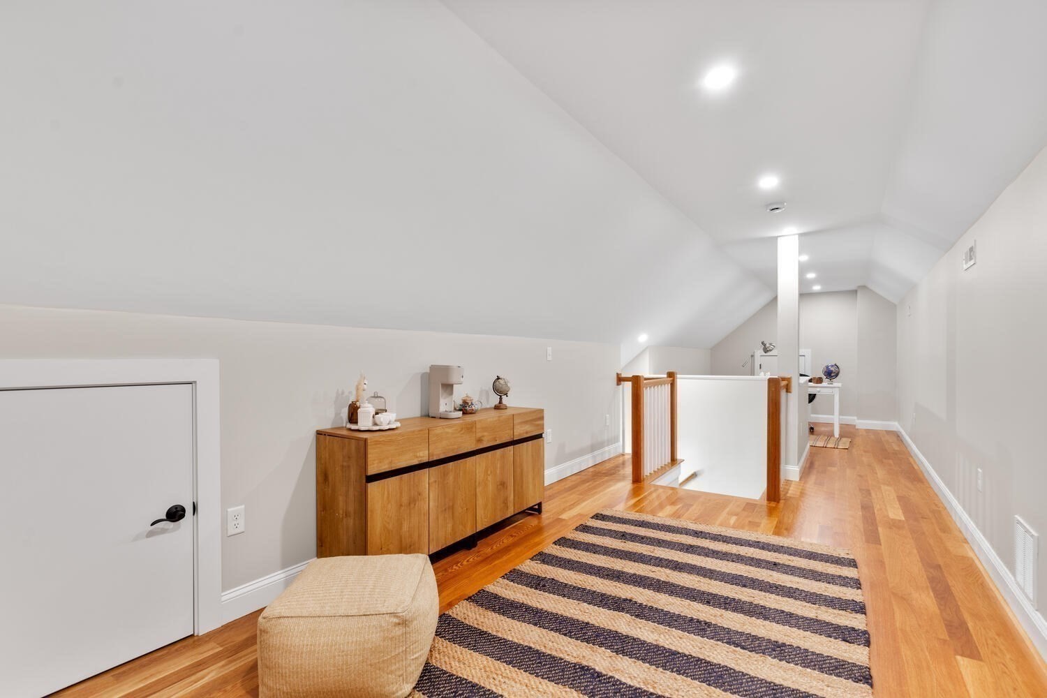 woburn - #73380585