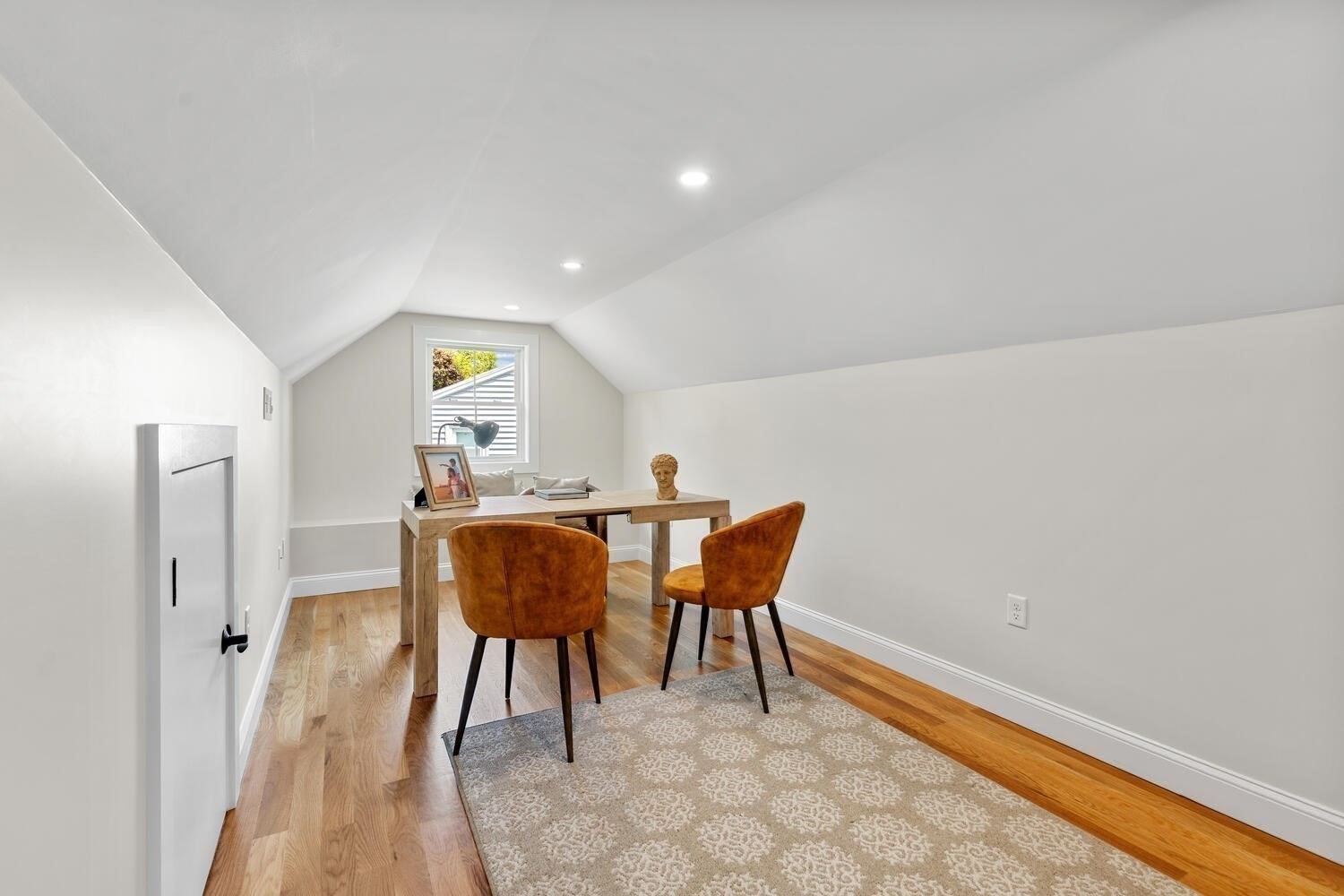 woburn - #73380585