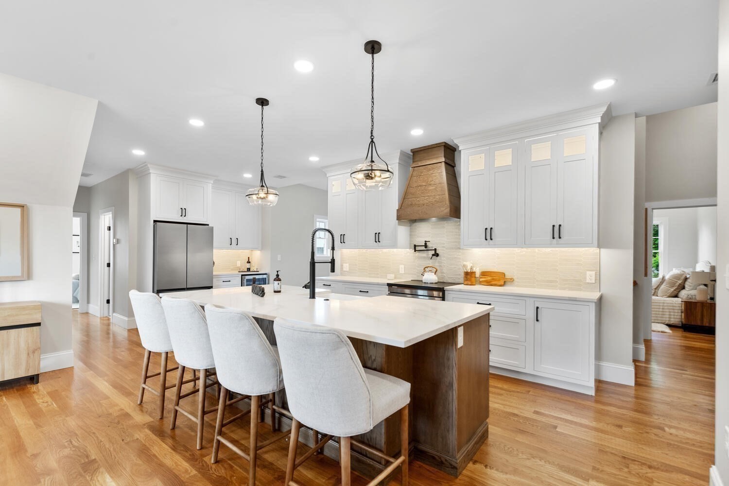 woburn - #73380585