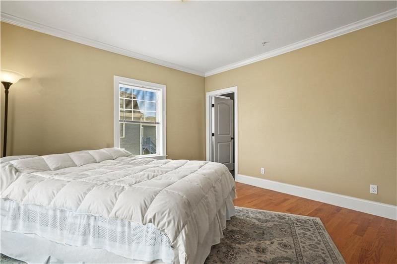 waltham - #73380877
