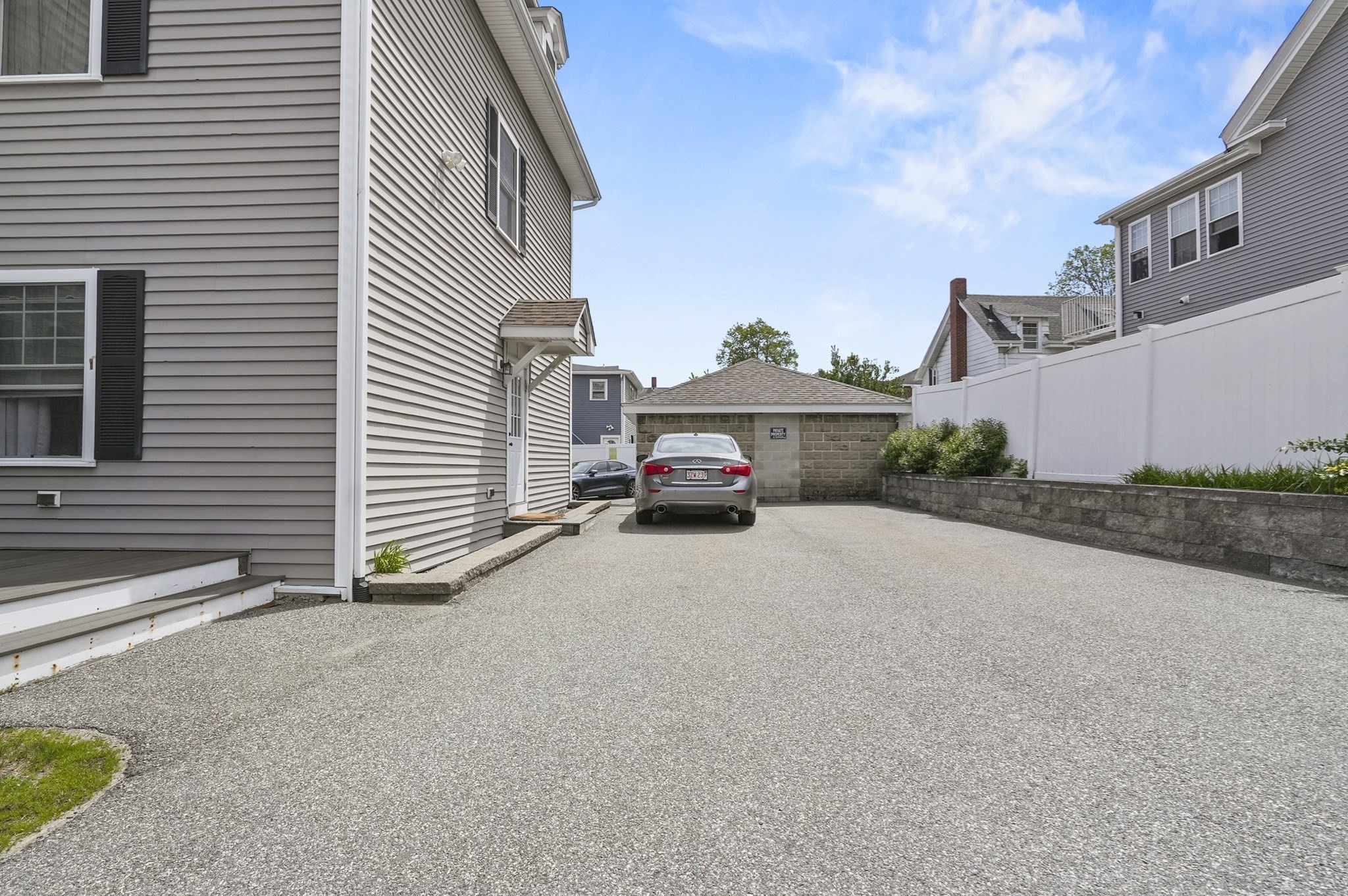 waltham - #73380877