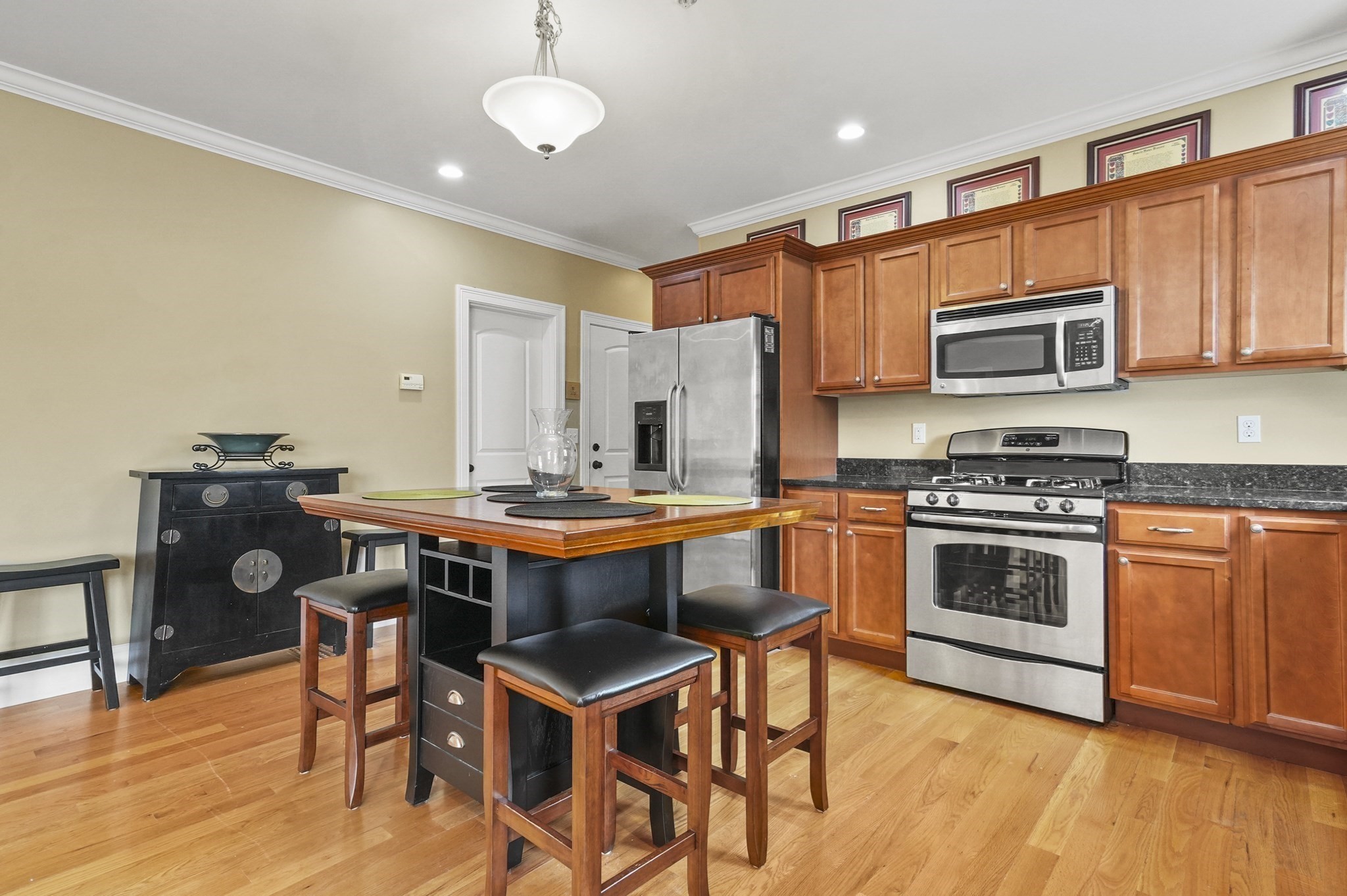 waltham - #73380877