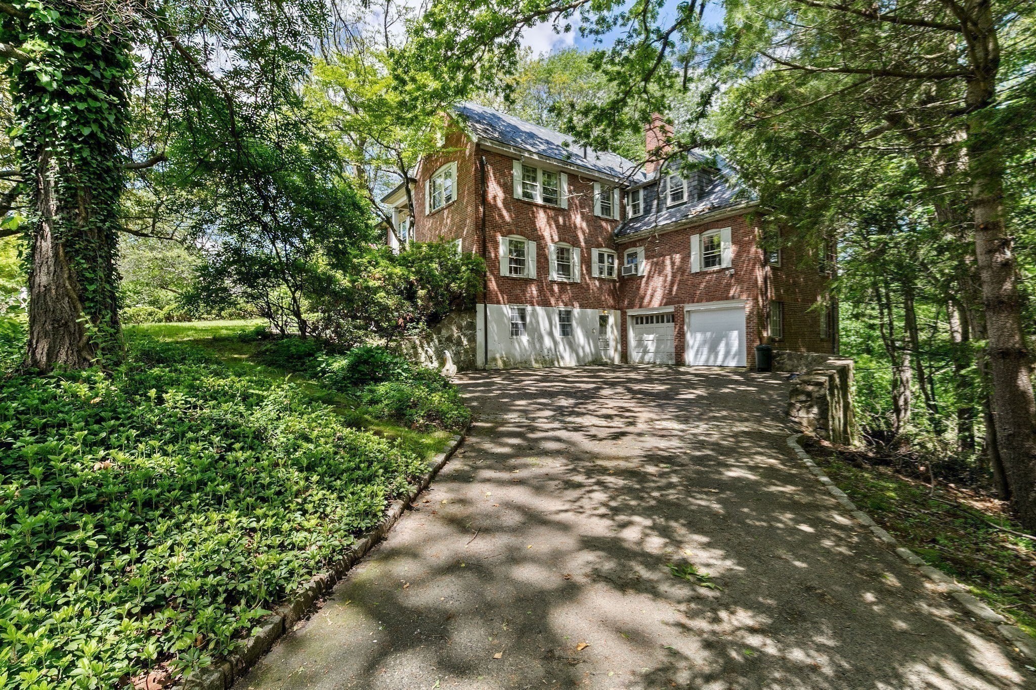 wellesley - #73381446