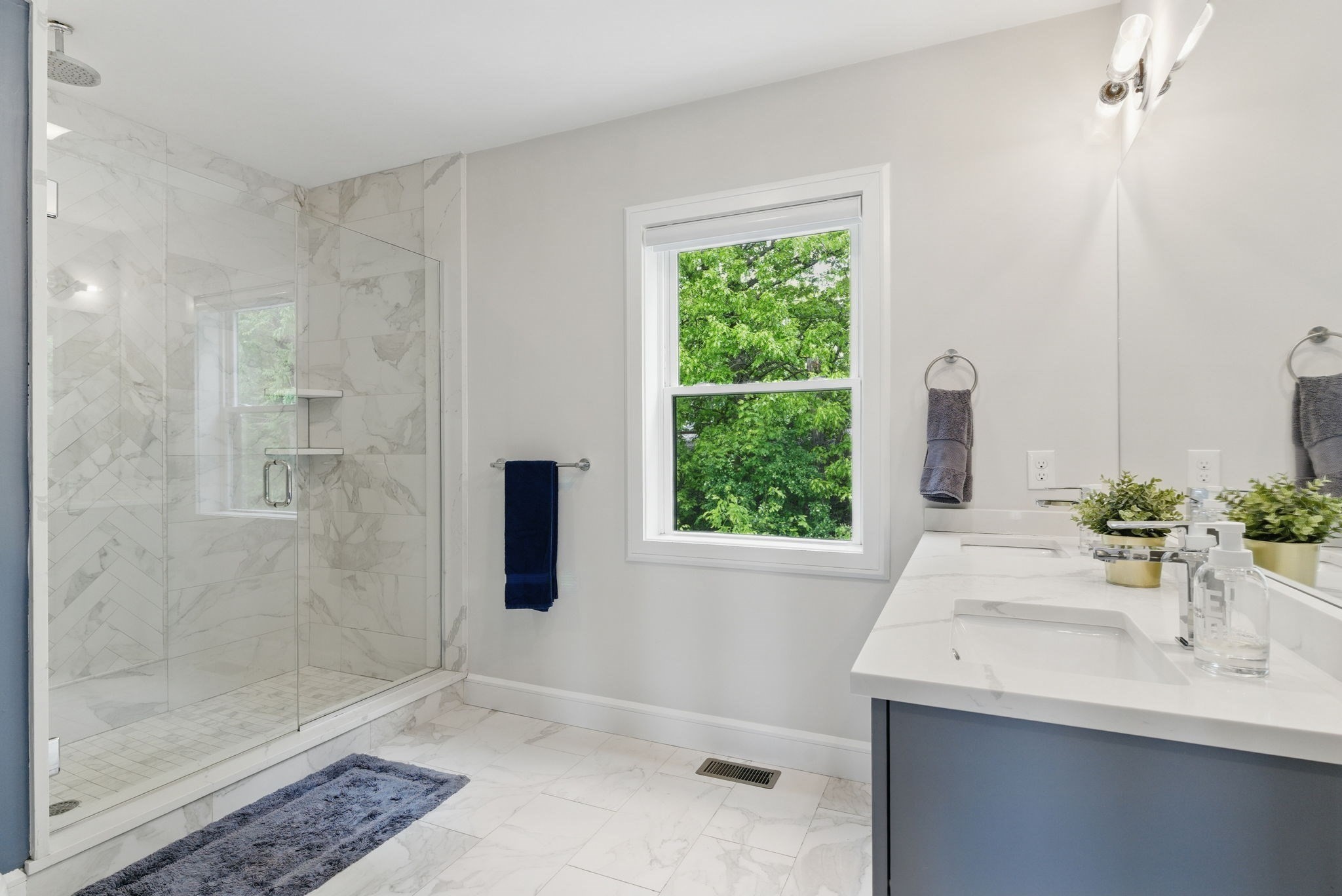roxbury - #73381636