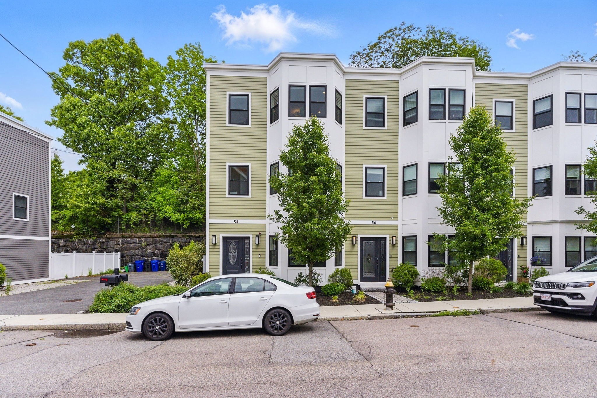roxbury - #73381636