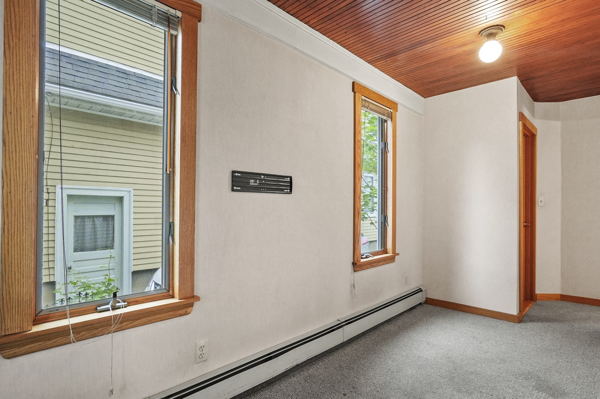 waltham - #73381819