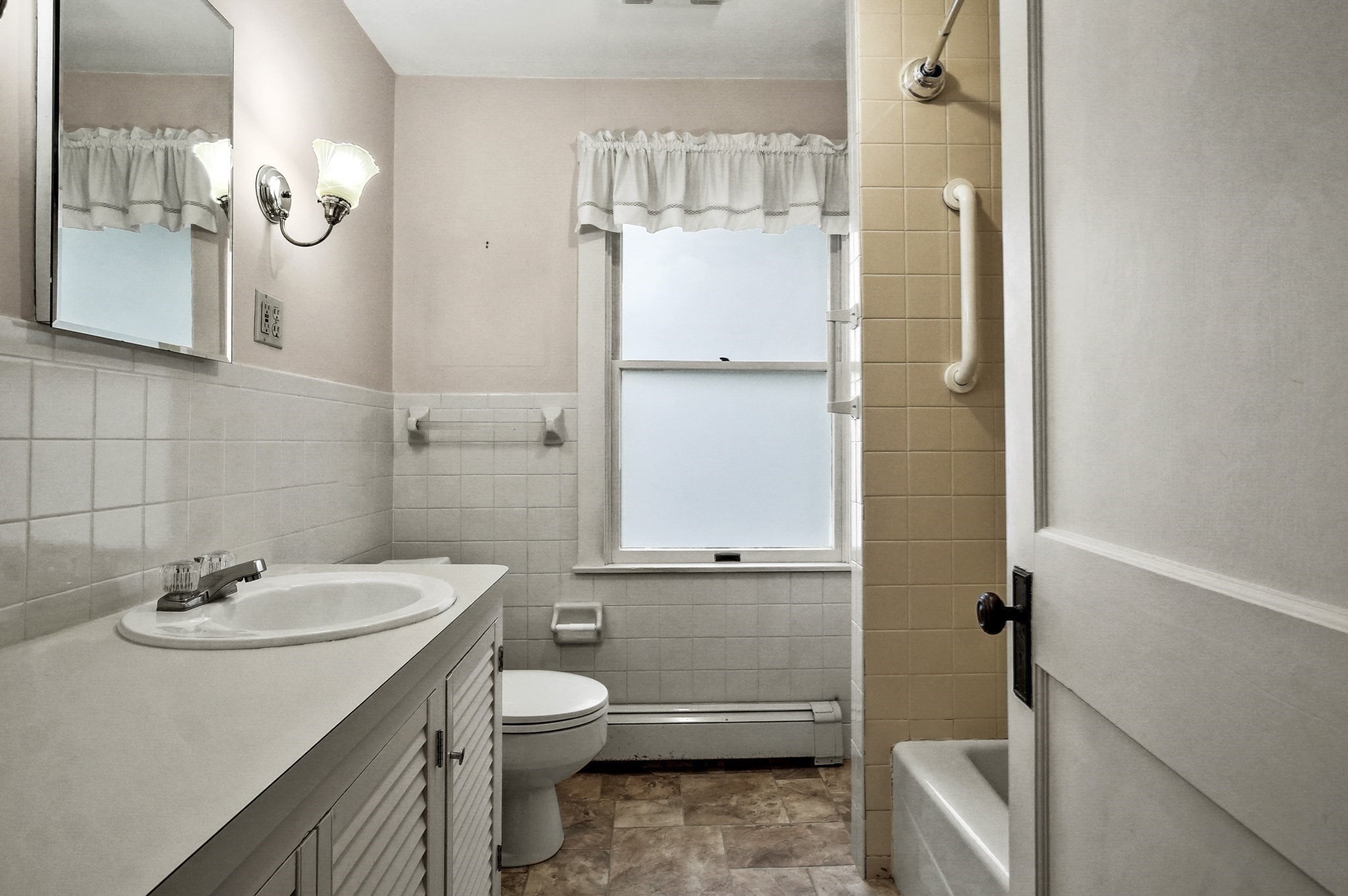 waltham - #73381819