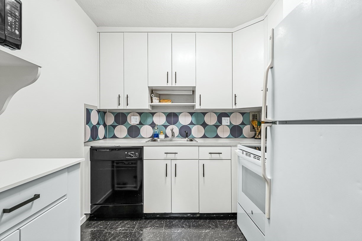 brookline - #73382021