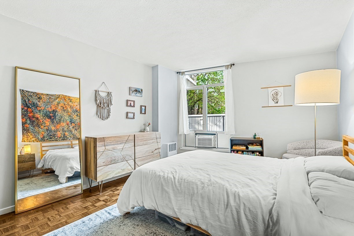 brookline - #73382021