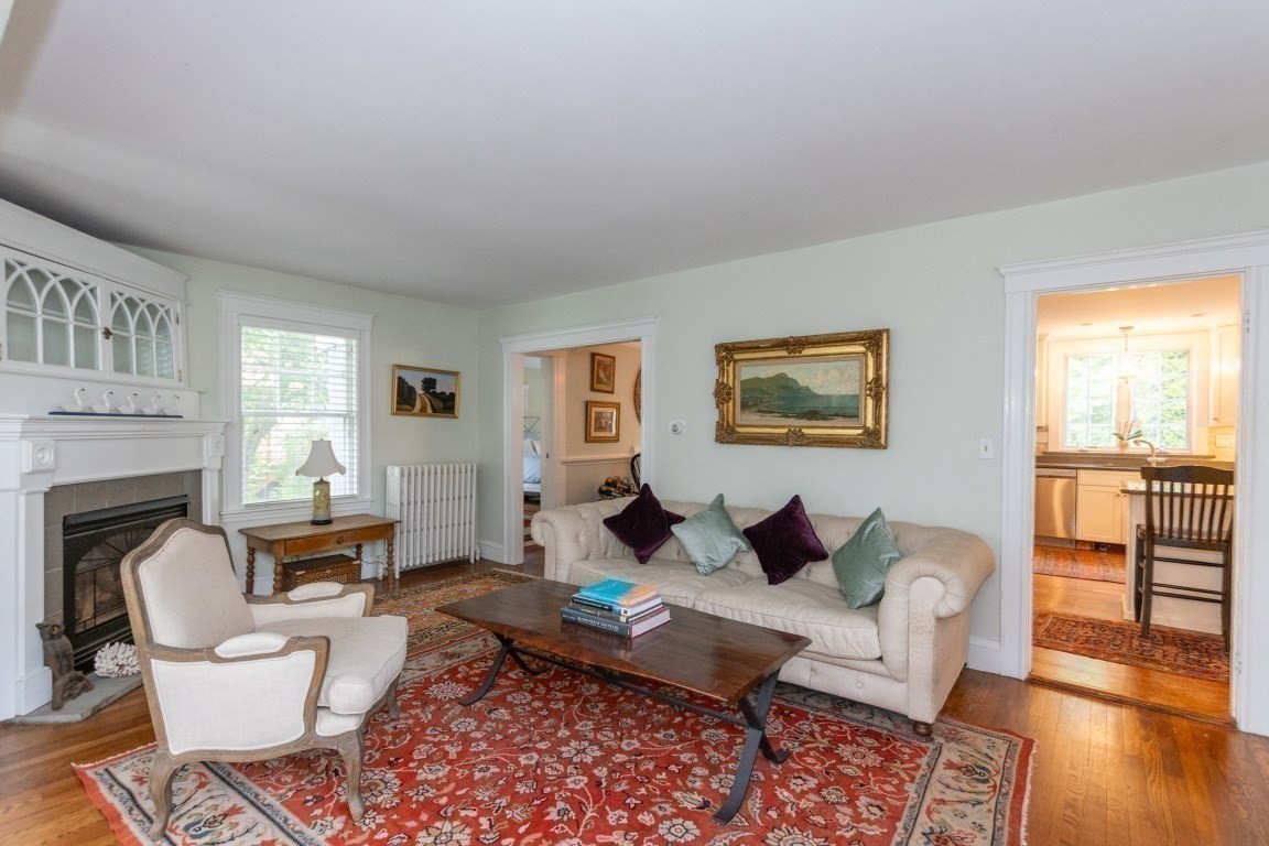 wellesley - #73382406