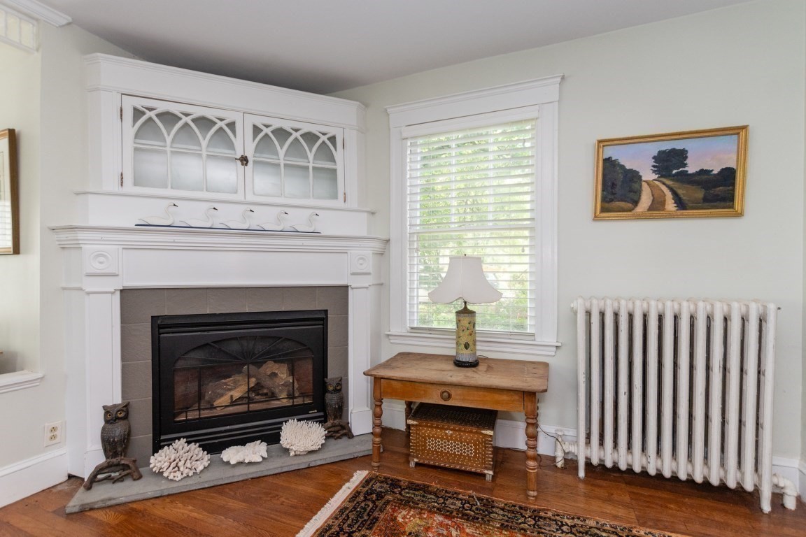 wellesley - #73382406