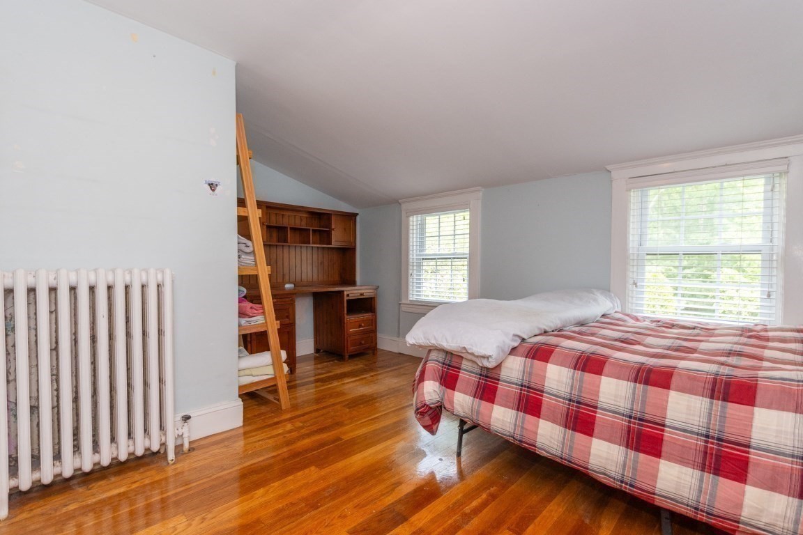 wellesley - #73382406