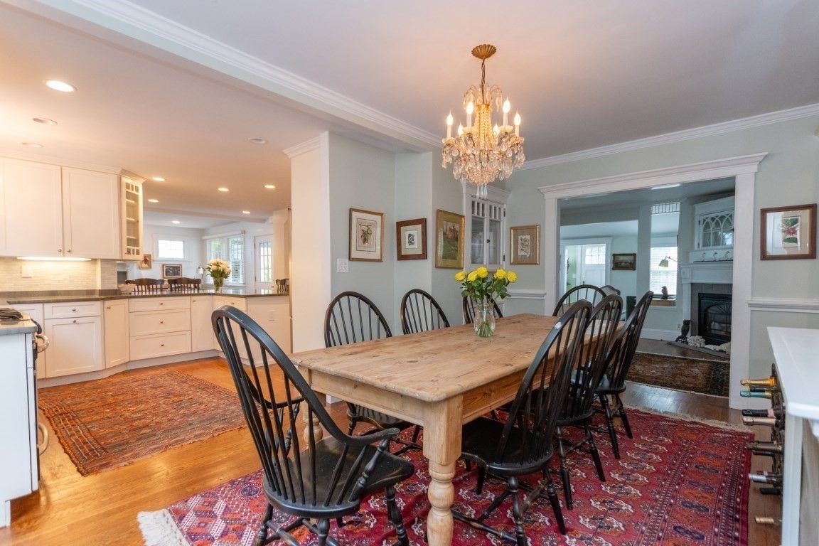 wellesley - #73382406