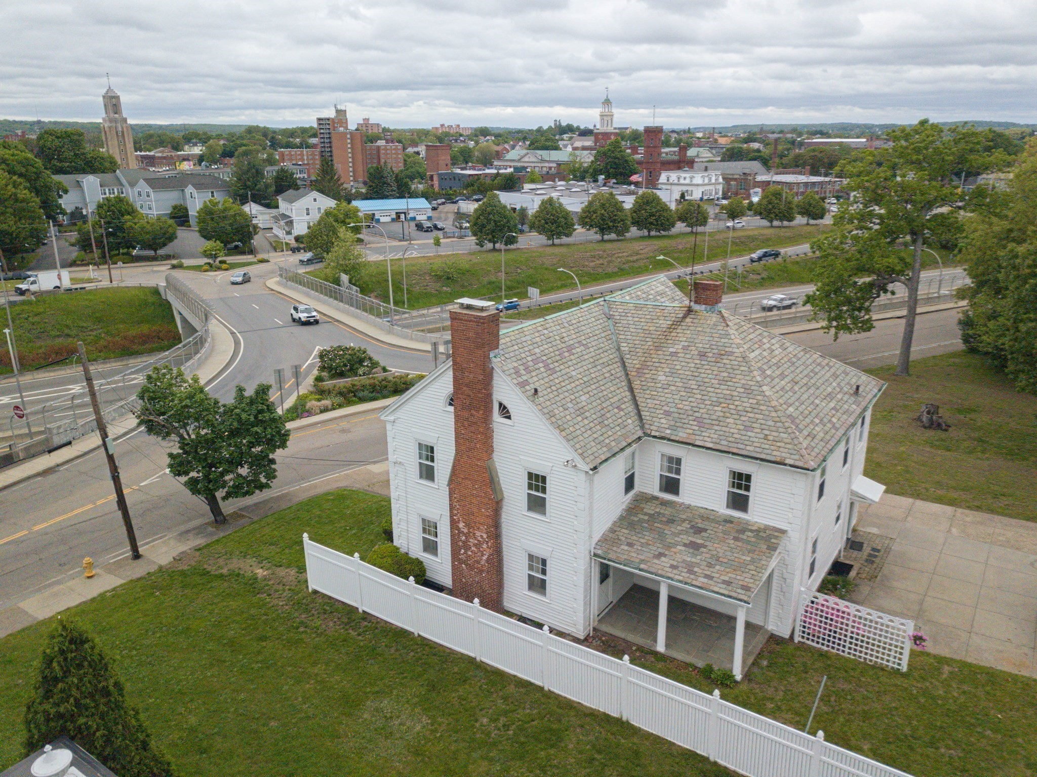 36 Underwood St, Pawtucket, RI 02860 - Image 8