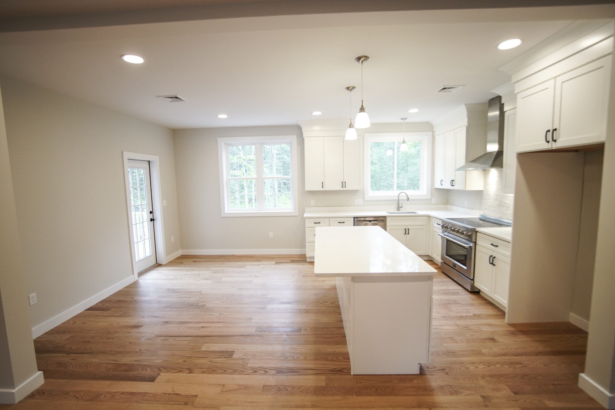 140 Tispaquin St, Middleboro, MA 02346 - Image 12