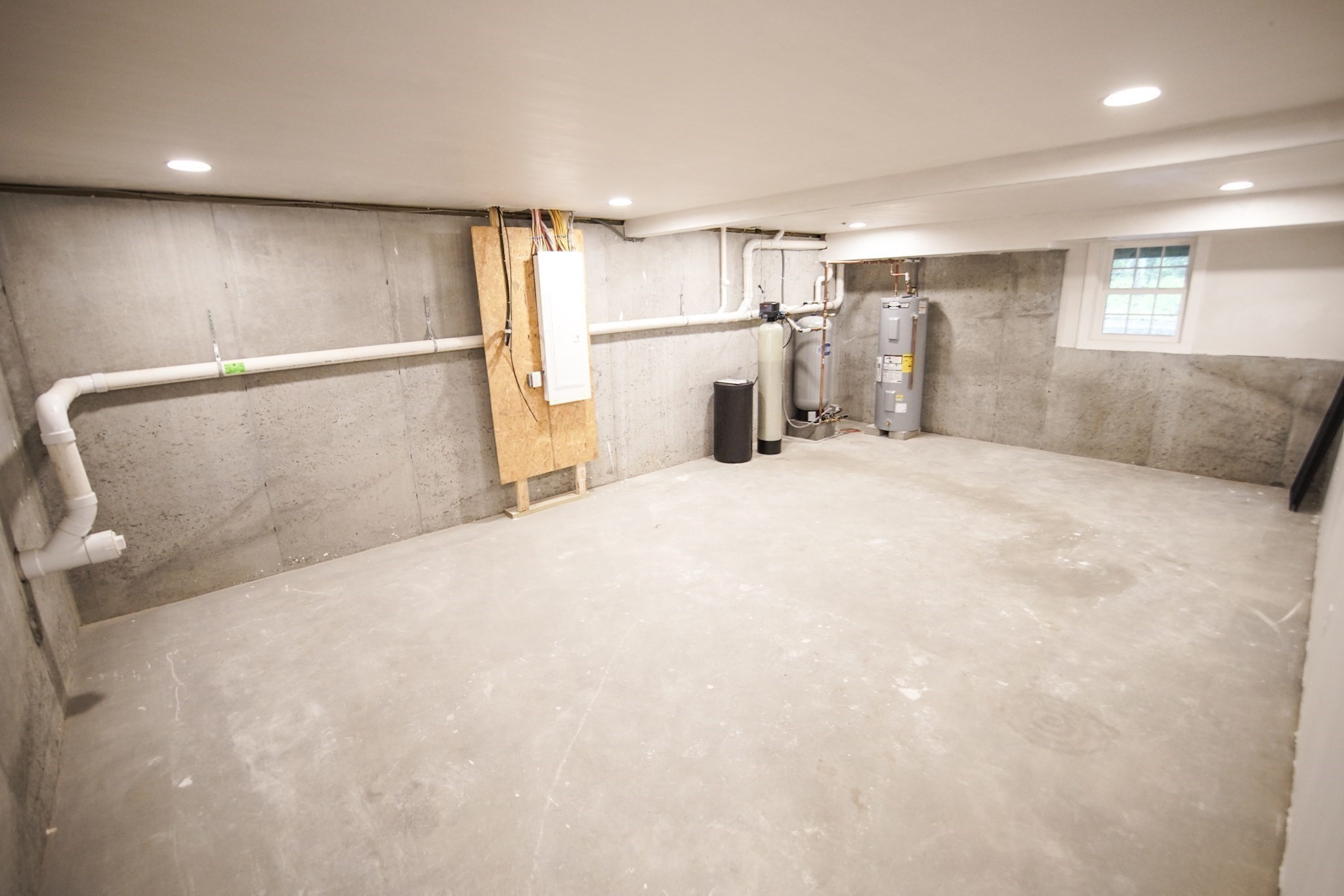 140 Tispaquin St, Middleboro, MA 02346 - Image 36